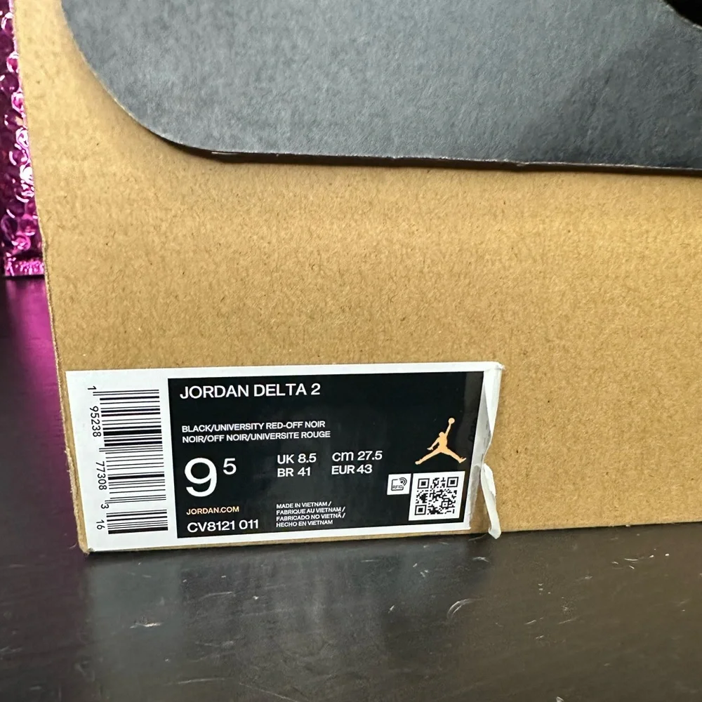 Nike Jordan Jumpman Delta 2 - 9.5